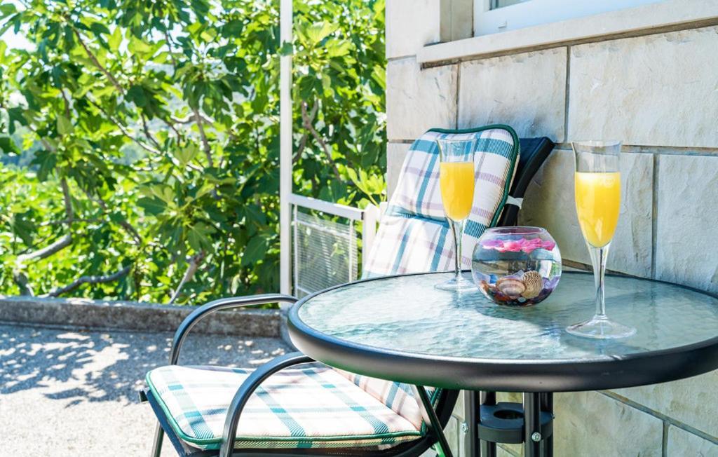 Apartment Harmony - With Free Parking Doli Екстериор снимка