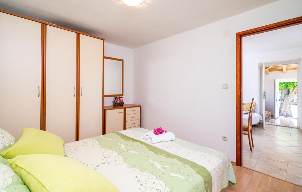 Apartment Harmony - With Free Parking Doli Екстериор снимка